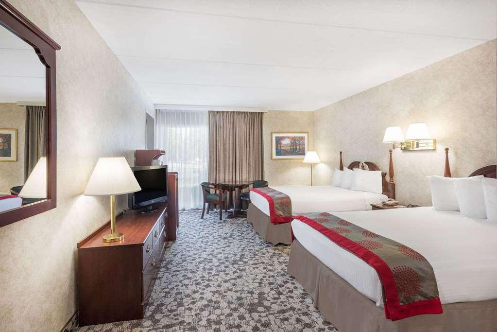 Ramada Plaza By Wyndham Portland Hotel Eksteriør billede
