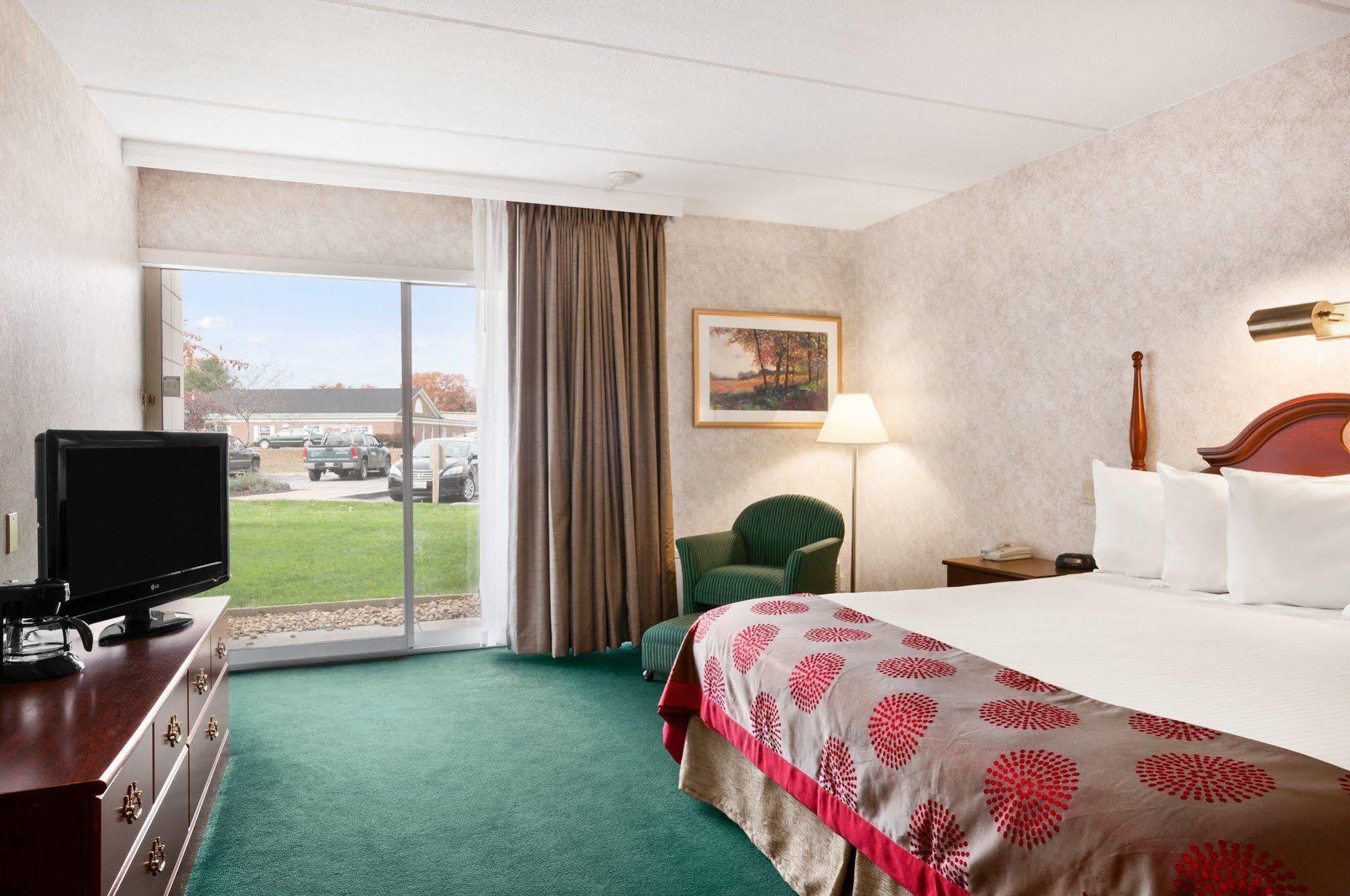 Ramada Plaza By Wyndham Portland Hotel Eksteriør billede