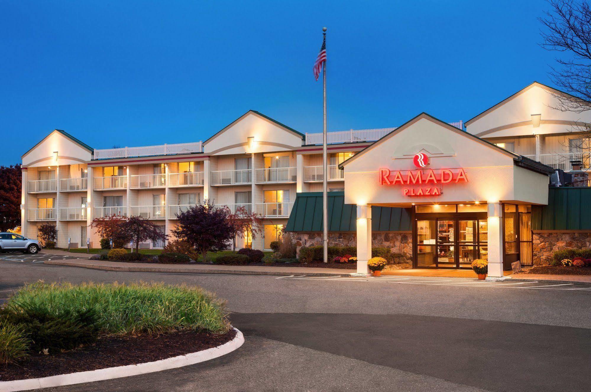 Ramada Plaza By Wyndham Portland Hotel Eksteriør billede